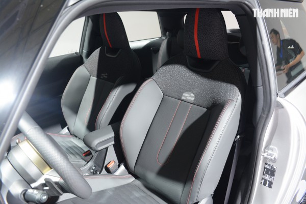 Ô tô cỡ nhỏ đậm chất chơi MINI John Cooper Works 2025 có gì mới? Ô tô cỡ nhỏ đậm chất chơi MINI John Cooper Works 2025 có gì mới?