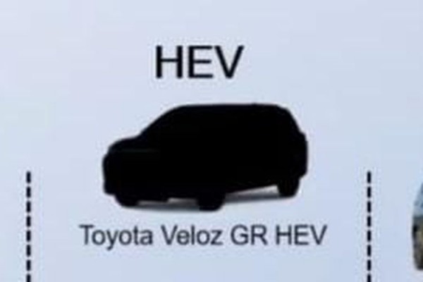 Toyota Veloz Cross sắp có bản hybrid, cạnh tranh Mitsubishi Xpander hybrid
