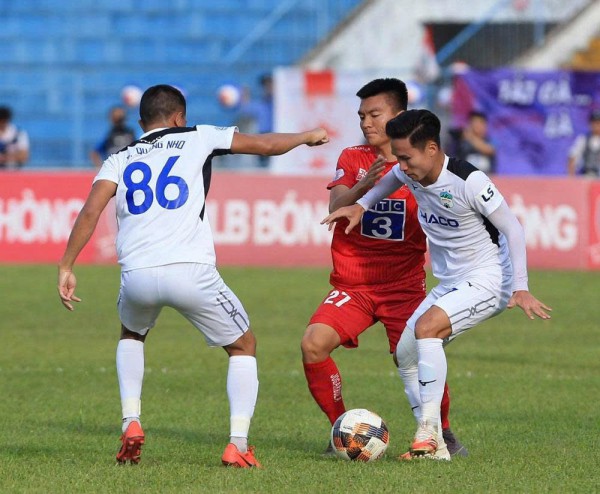 Cơ hội vàng cho những nhân tố mới đội tuyển Việt Nam: HLV Kim Sang-sik giám sát từ xa Cơ hội vàng cho những nhân tố mới đội tuyển Việt Nam: HLV Kim Sang-sik giám sát từ xa