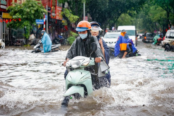 HAGL bị phạt vì lý do bất ngờ, V-League lo lắng các sân mất điện đột ngột sau mưa bão HAGL bị phạt vì lý do bất ngờ, V-League lo lắng các sân mất điện đột ngột sau mưa bão