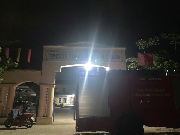 Cháy nhà kho của một trường THCS ở Đắk Lắk Cháy nhà kho của một trường THCS ở Đắk Lắk