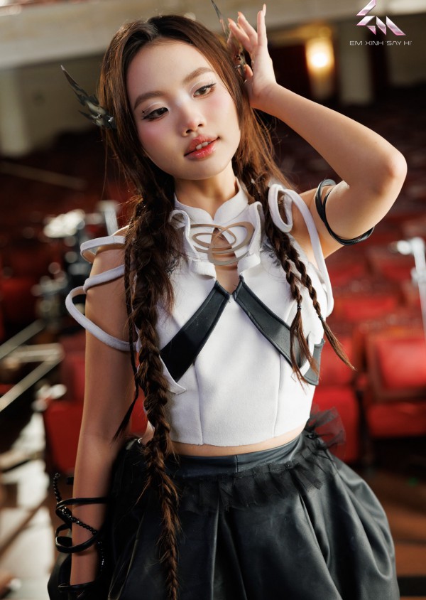 9 kiểu trang điểm ấn tượng làm nên ngôi vị Quán quân của Phương Mỹ Chi