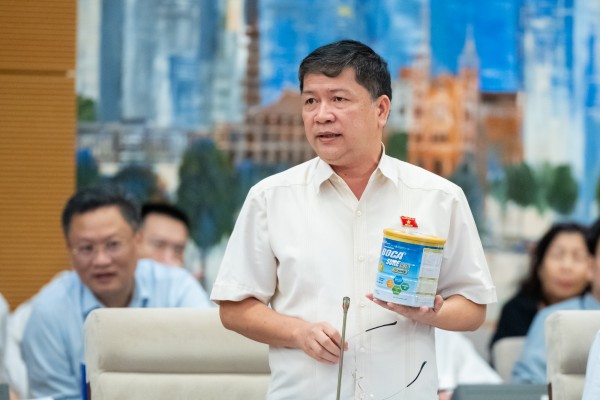 Chế tài đủ răn đe để 'trị' thuốc giả, thực phẩm giả Chế tài đủ răn đe để 'trị' thuốc giả, thực phẩm giả