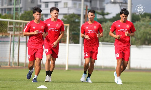 Cơ hội để CLB CA TP.HCM vả HLV Lê Huỳnh Đức lấy lại sự tự tin: HAGL khó thắng? Cơ hội để CLB CA TP.HCM vả HLV Lê Huỳnh Đức lấy lại sự tự tin: HAGL khó thắng?