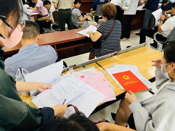 Đánh thuế để giảm giá bất động sản là 'ảo tưởng' Đánh thuế để giảm giá bất động sản là 'ảo tưởng'