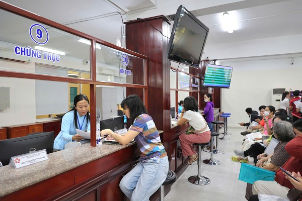 Khánh Hòa: Chính quyền địa phương hai cấp vận hành thế nào sau 1 tháng triển khai? Khánh Hòa: Chính quyền địa phương hai cấp vận hành thế nào sau 1 tháng triển khai?