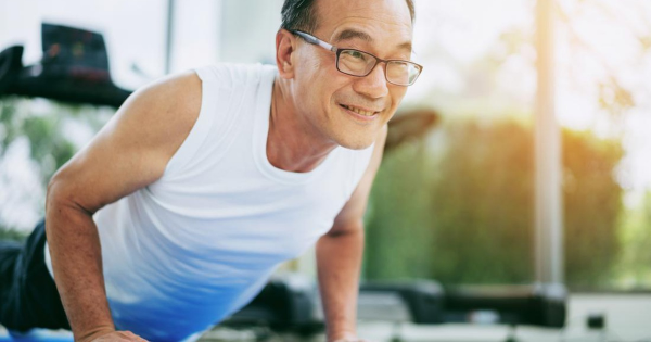 Làm sao để tăng cơ ở tuổi trung niên?
