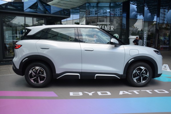 Lốp ô tô điện có thực sự mòn nhanh hơn xe xăng?