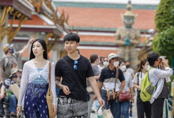 Thái Lan tìm cách giành lại khách Trung Quốc 'mất vào tay' Việt Nam