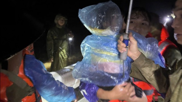 Thanh Hóa: Lũ lớn, lệnh báo động trên hàng loạt sông