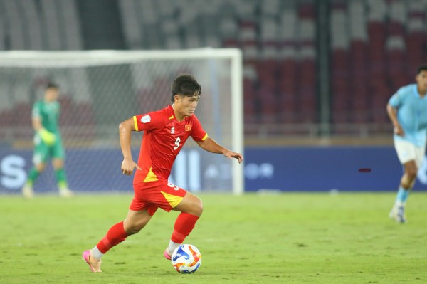'Vua giải trẻ' Quốc Việt gặp khó trước khúc cua sự nghiệp, liệu có lỡ SEA Games? 'Vua giải trẻ' Quốc Việt gặp khó trước khúc cua sự nghiệp, liệu có lỡ SEA Games?