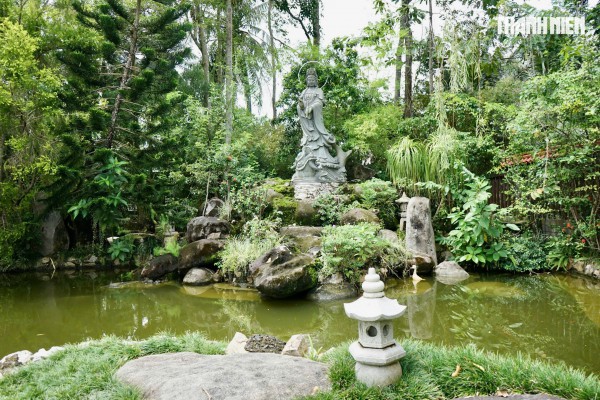 Bên trong chùa cổ gần 200 năm ở Đồng Tháp Bên trong chùa cổ gần 200 năm ở Đồng Tháp