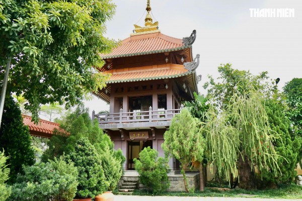 Bên trong chùa cổ gần 200 năm ở Đồng Tháp Bên trong chùa cổ gần 200 năm ở Đồng Tháp