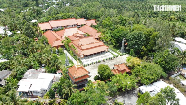Bên trong chùa cổ gần 200 năm ở Đồng Tháp Bên trong chùa cổ gần 200 năm ở Đồng Tháp
