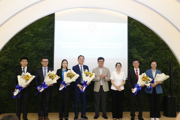 TP.HCM: Công an phường Cầu Ông Lãnh khai thác hơn 400 camera xử lý chèo kéo khách
