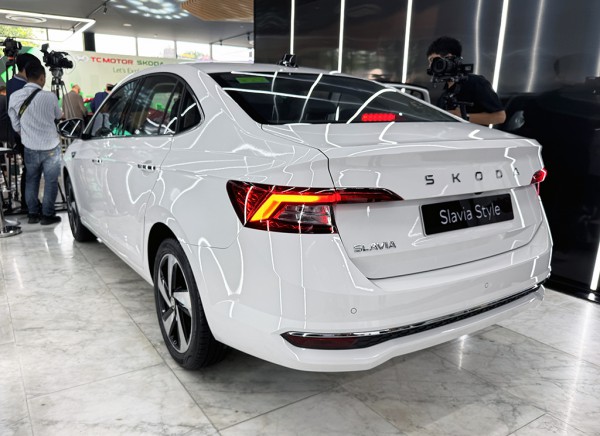 Skoda Slavia tung ra thị trường Việt Nam 3 phiên bản, giá từ 468 triệu đồng