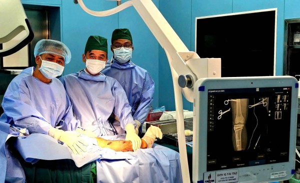 Hình ảnh đẹp từ phòng mổ cứu người ở đặc khu Côn Đảo