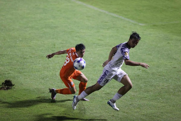 Sao U.23 Việt Nam Lê Viktor thành ‘gà son’, kiến tạo phút 90+7: Hà Tĩnh thắng nhọc Quảng Ninh Sao U.23 Việt Nam Lê Viktor thành ‘gà son’, kiến tạo phút 90+7: Hà Tĩnh thắng nhọc Quảng Ninh