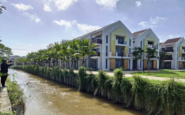 Cận cảnh loạt biệt thự nghìn tỉ 'đắp chiếu' tại Hội An đang rao đấu giá