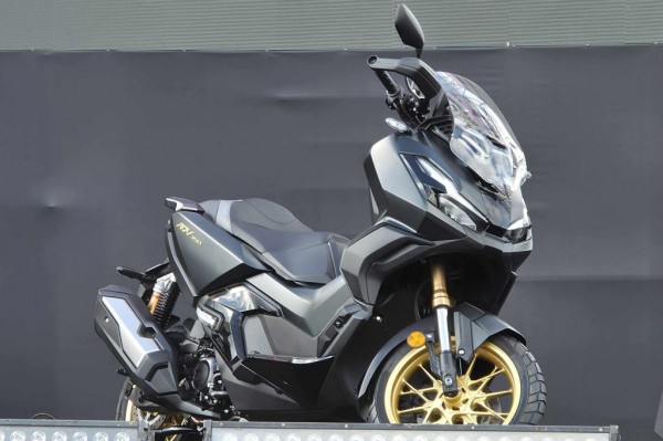 Honda ADV 350 vừa bán đã 'loạn giá', có đại lý chênh đến 12 triệu đồng