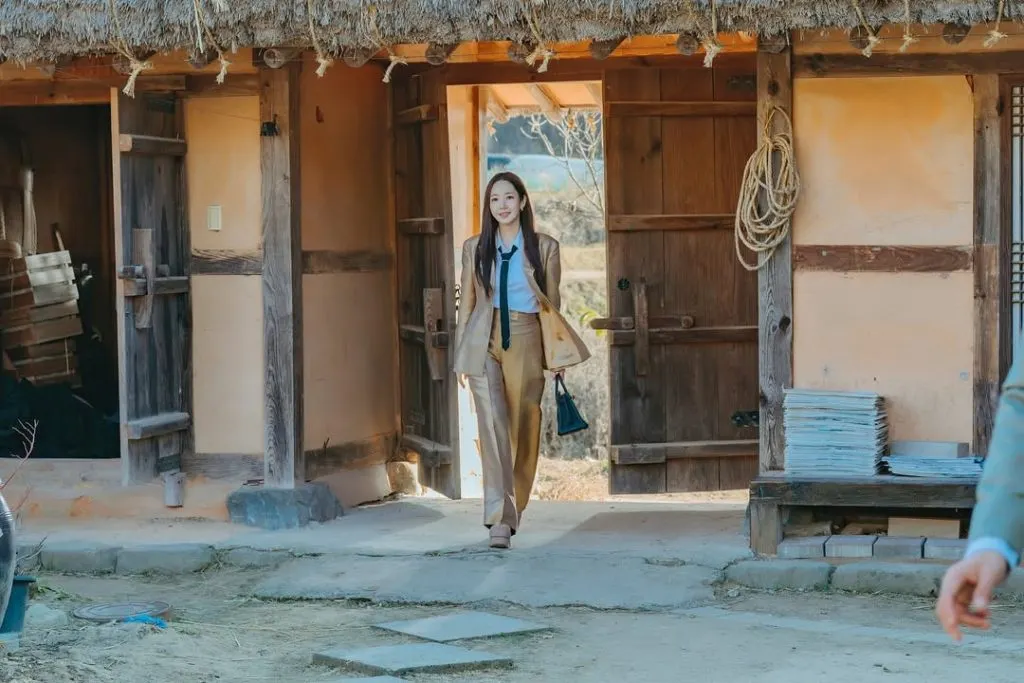 Thời trang đa phong cách của Park Min Young trong 