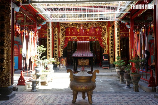 Bên trong chùa cổ mang đậm dấu ấn người Hoa ở vùng đất Sa Đéc Bên trong chùa cổ mang đậm dấu ấn người Hoa ở vùng đất Sa Đéc