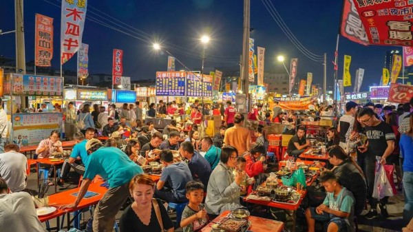 Vượt qua Bangkok, điểm đến này ở Việt Nam có ẩm thực đường phố ngon thứ hai châu Á Vượt qua Bangkok, điểm đến này ở Việt Nam có ẩm thực đường phố ngon thứ hai châu Á