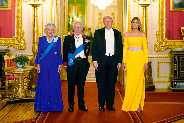 Thời trang ấn tượng của vương phi Kate đón tiếp tổng thống Donald Trump