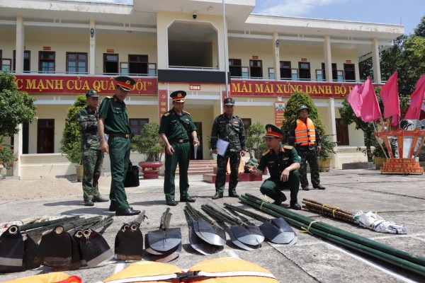 Đà Nẵng siết chặt phòng tuyến, lực lượng vũ trang sẵn sàng ứng phó mưa bão