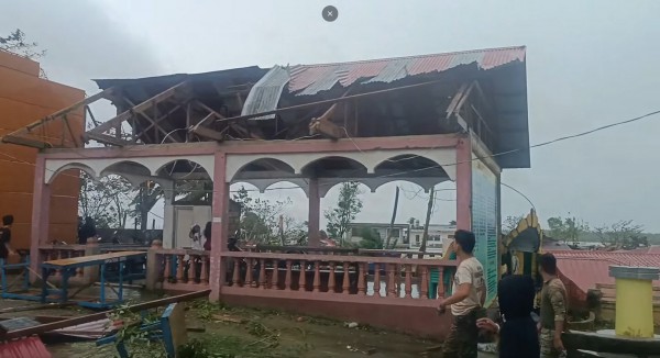 Bão Bualoi làm 4 người thiệt mạng tại Philippines, dự báo mạnh lên tại Biển Đông