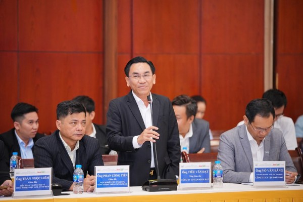 “Khơi thông điểm nghẽn” thúc đẩy phát triển thị trường điện tái tạo cho doanh nghiệp