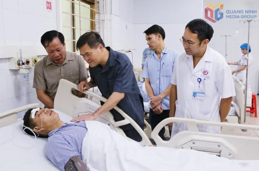 TKV khẩn trương hỗ trợ gia đình các nạn nhân do sự cố hầm lò tại mỏ than Dương Huy