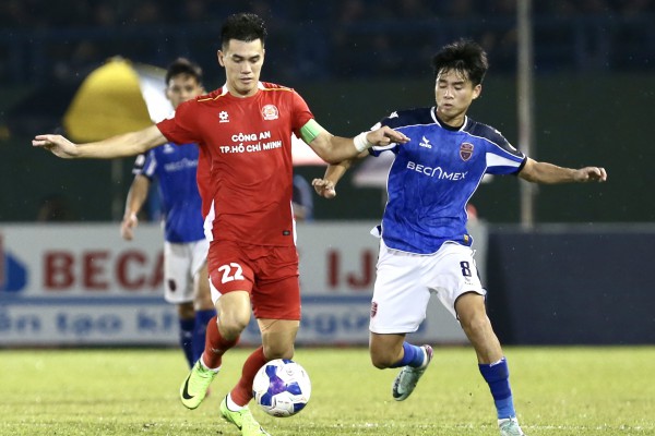 Chân sút nội 'im ắng' ở V-League: Xuân Son mới ở đâu, thầy Kim đang tìm