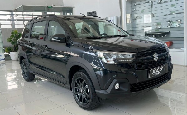 Xe MPV máy xăng dưới 700 triệu tại Việt Nam 'đua' giảm giá, làm mới mẫu mã