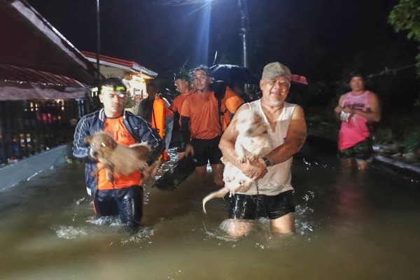 Bão Bualoi làm 4 người thiệt mạng tại Philippines, dự báo mạnh lên tại Biển Đông