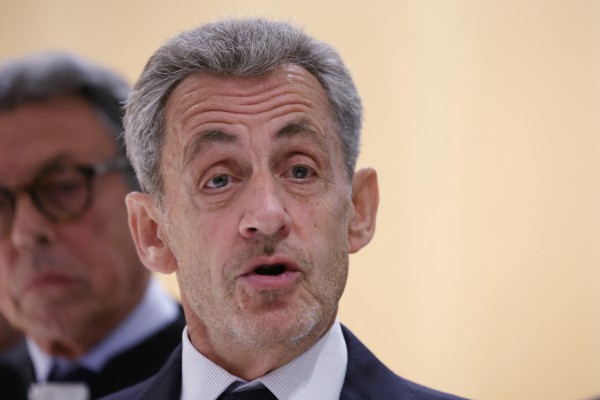 Cựu Tổng thống Pháp Nicolas Sarkozy bị tuyên án 5 năm tù giam