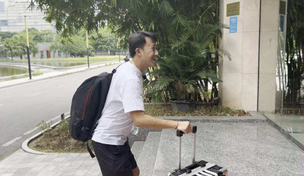 Đội tuyển Việt Nam hội quân, Cao Pendant Quang Vinh và Châu Ngọc Quang rất phong cách!