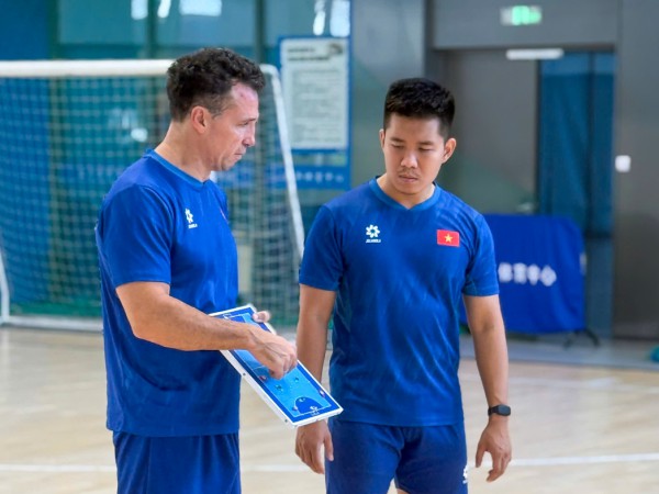 Đội tuyển Việt Nam so tài Trung Quốc, Li Băng: Tranh vé futsal châu Á