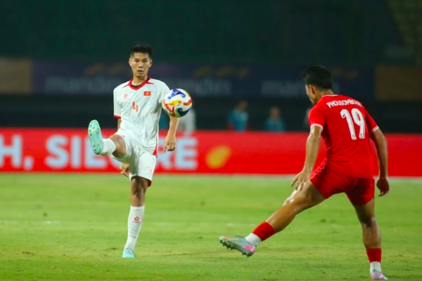 HLV Kim Sang-sik sẽ ‘biến hình’ đội tuyển Việt Nam: Vừa khéo vừa khỏe và phải biết thắng!