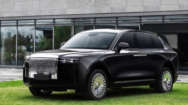 Hãng công nghệ Trung Quốc lấn sân sang ô tô, hé lộ mẫu SUV giống Rolls-Royce Cullinan