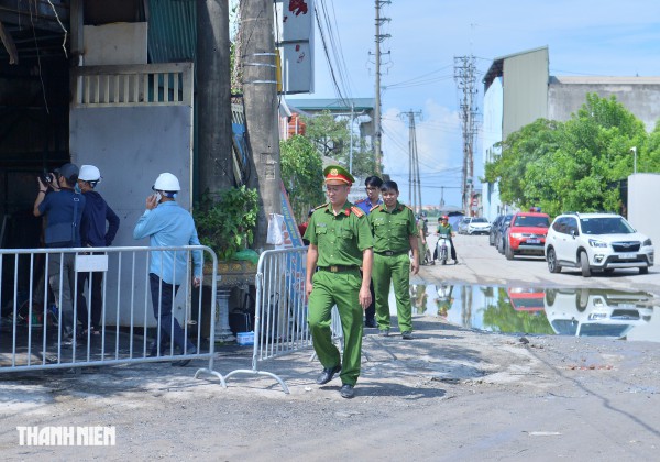 Hiện trường trong ngôi nhà bị cháy khiến gia đình 4 người tử vong