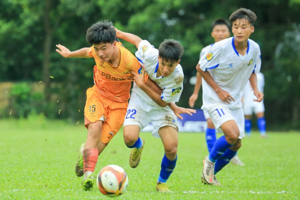 Lộ diện những đối thủ đầu tiên vào tứ kết U.17 quốc gia, ứng viên vô địch toàn thắng