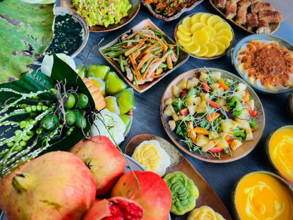 Mâm cúng Vu lan rằm tháng 7 âm lịch đẹp mắt: Chay thanh tịnh, mặn đủ đầy Mâm cúng Vu lan rằm tháng 7 âm lịch đẹp mắt: Chay thanh tịnh, mặn đủ đầy