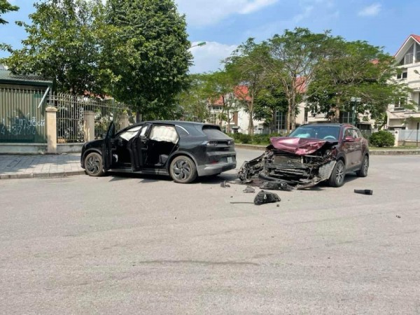 Ô tô điện cứng cáp và an toàn, mối lo với xe xăng truyền thống Ô tô điện cứng cáp và an toàn, mối lo với xe xăng truyền thống