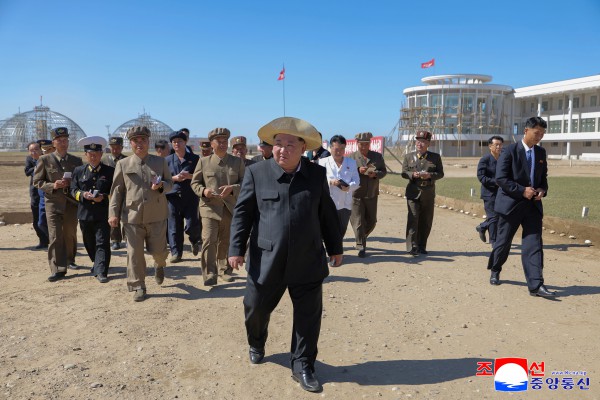 Ông Kim Jong-un thị sát thử nghiệm UAV, chỉ đạo phát triển AI