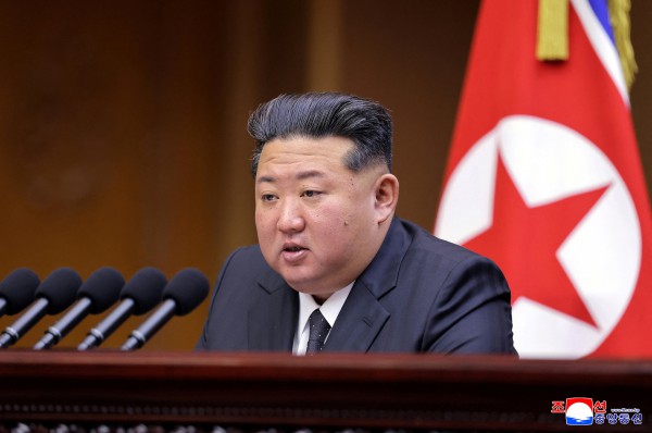 Ông Kim Jong-un ‘vẫn giữ kỷ niệm đẹp’ với ông Trump, để ngỏ chuyện đàm phán