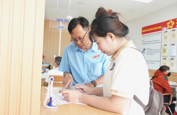 TP.HCM hướng tới đột phá cắt giảm giấy tờ: Xu hướng không thể đảo ngược
