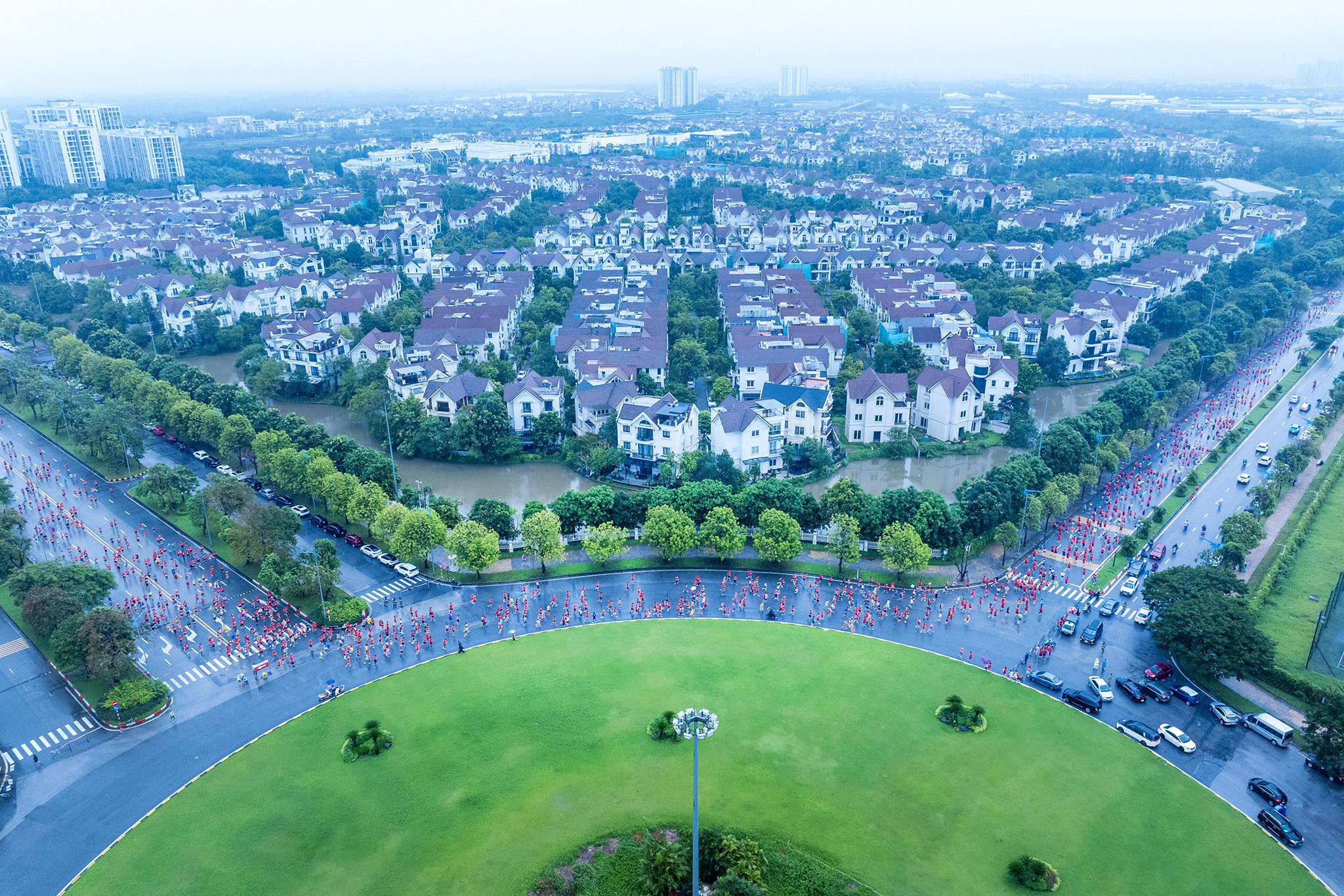 giai-marathon-quoc-te-ha-noi-techcombank-pld-1757923215.jpg