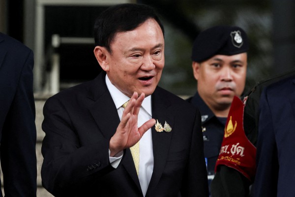 Thực hư việc ông Thaksin rời Thái Lan đến Singapore Thực hư việc ông Thaksin rời Thái Lan đến Singapore