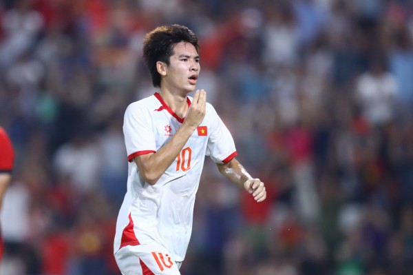 U.23 Việt Nam cực 'chất': 9 cầu thủ ghi bàn, mỗi trận một người hùng U.23 Việt Nam cực 'chất': 9 cầu thủ ghi bàn, mỗi trận một người hùng
